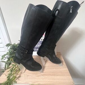 Naturalizer size 7.5 wide leg black